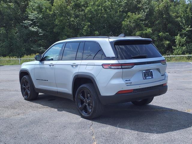 used 2023 Jeep Grand Cherokee car, priced at $34,618