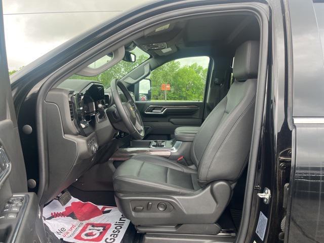 used 2024 Chevrolet Silverado 3500 car, priced at $65,999