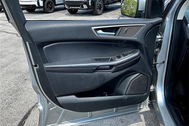 used 2024 Ford Edge car, priced at $25,256
