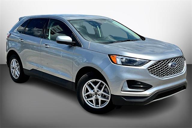 used 2024 Ford Edge car, priced at $25,256
