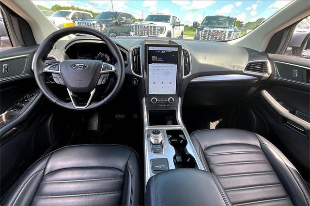 used 2024 Ford Edge car, priced at $25,256