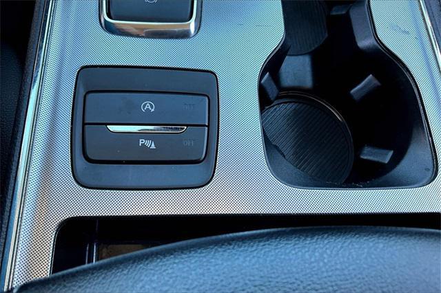 used 2024 Ford Edge car, priced at $27,937