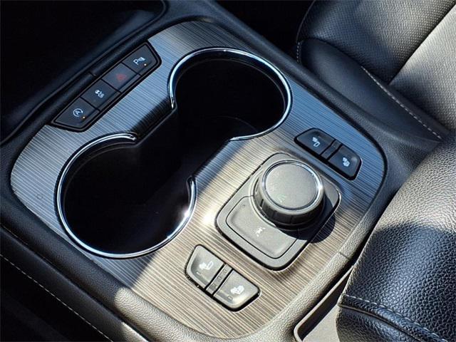 used 2023 GMC Acadia car, priced at $27,799