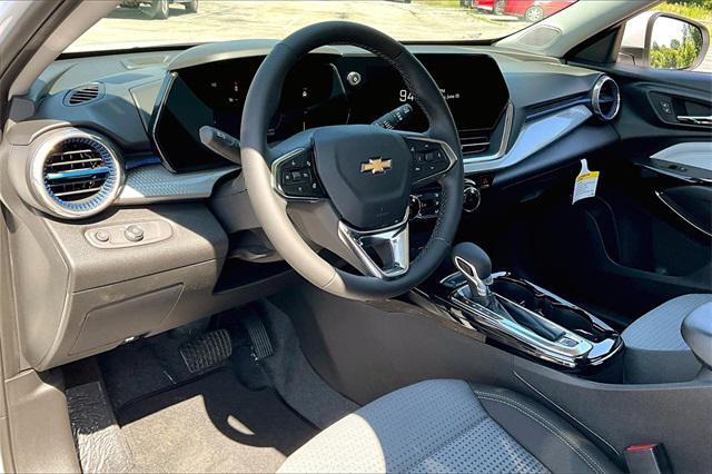new 2025 Chevrolet Trax car, priced at $24,690