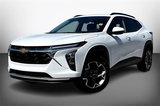 new 2025 Chevrolet Trax car, priced at $24,690