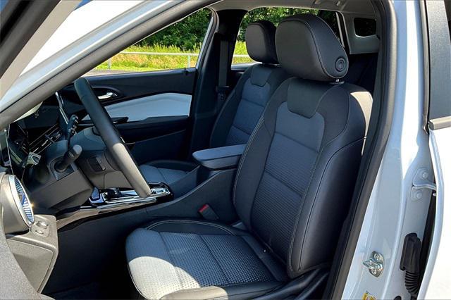 new 2025 Chevrolet Trax car, priced at $24,690