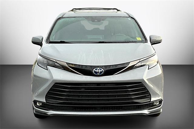 used 2024 Toyota Sienna car, priced at $48,696