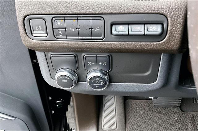 used 2021 GMC Yukon car, priced at $53,723