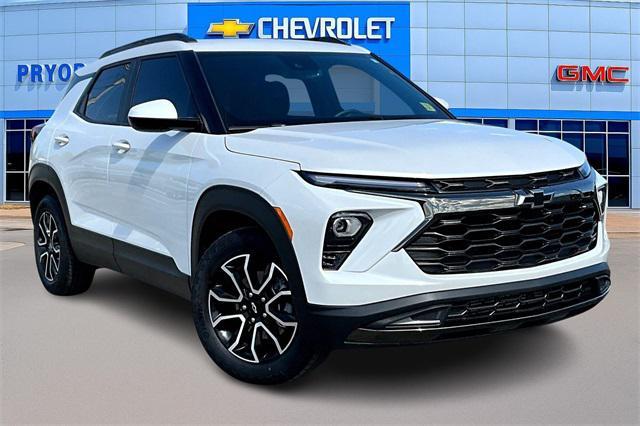 new 2025 Chevrolet TrailBlazer car, priced at $28,520