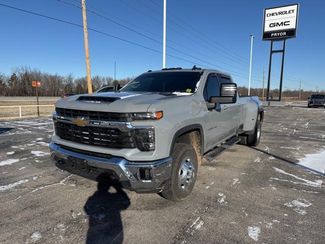 used 2024 Chevrolet Silverado 3500 car, priced at $65,999