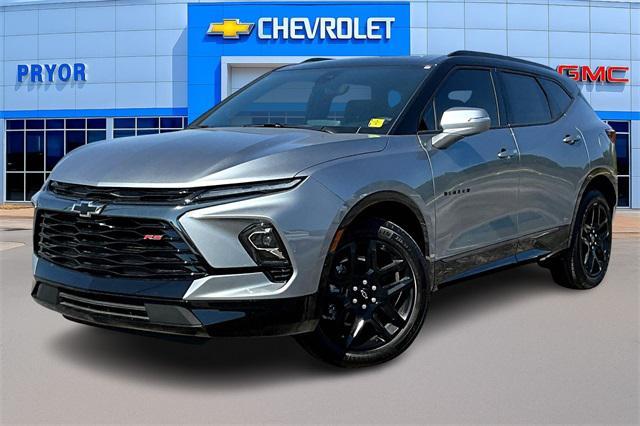 new 2025 Chevrolet Blazer car, priced at $46,315