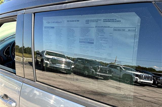 new 2025 Chevrolet Blazer car, priced at $46,315