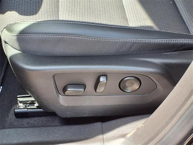 used 2022 Buick Envision car, priced at $21,651