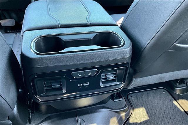 used 2023 GMC Sierra 1500 car, priced at $46,900