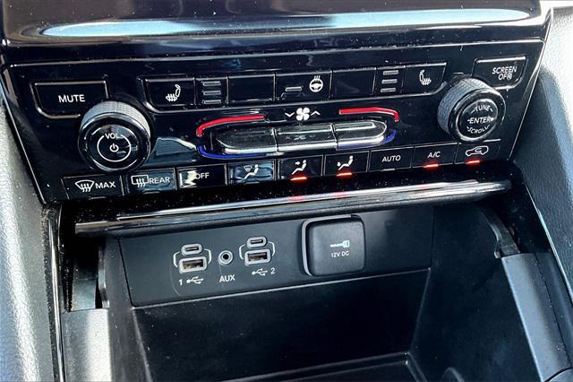 used 2023 Jeep Grand Cherokee L car, priced at $30,649