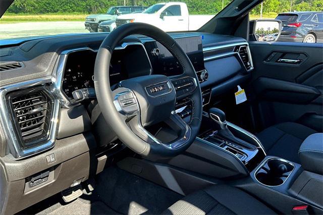 new 2025 GMC Canyon car, priced at $41,220