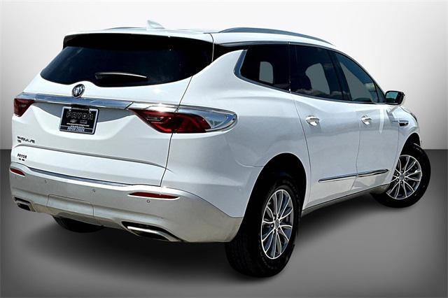used 2024 Buick Enclave car, priced at $36,294