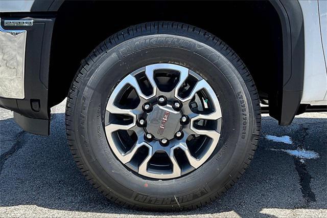 new 2025 GMC Sierra 2500 car, priced at $69,685