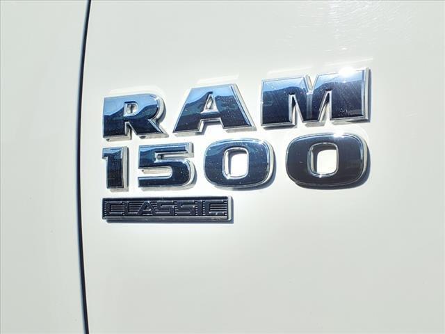 used 2022 Ram 1500 Classic car, priced at $27,614