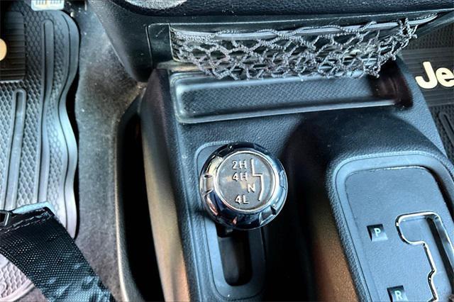 used 2015 Jeep Wrangler Unlimited car, priced at $18,373