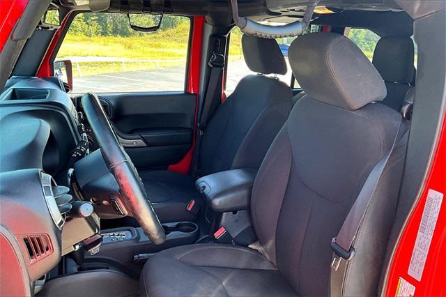 used 2015 Jeep Wrangler Unlimited car, priced at $18,373