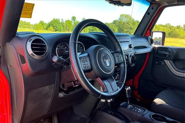 used 2015 Jeep Wrangler Unlimited car, priced at $18,373