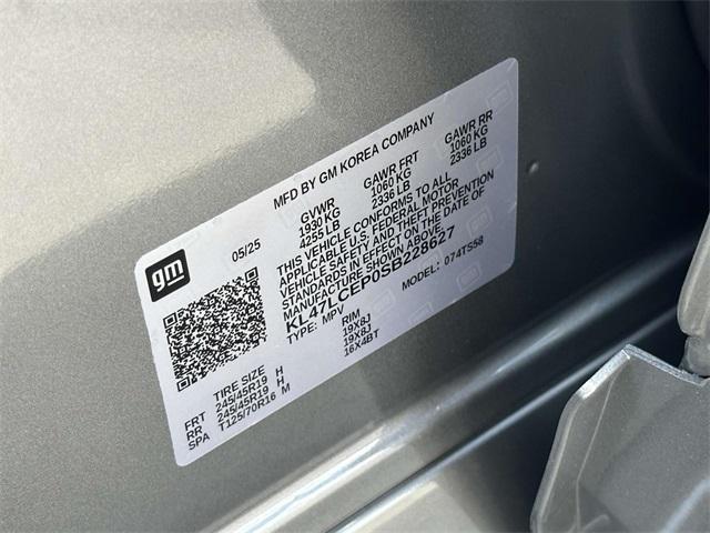 new 2025 Buick Envista car, priced at $26,695