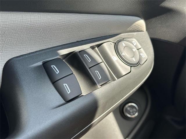 new 2025 Buick Envista car, priced at $26,695