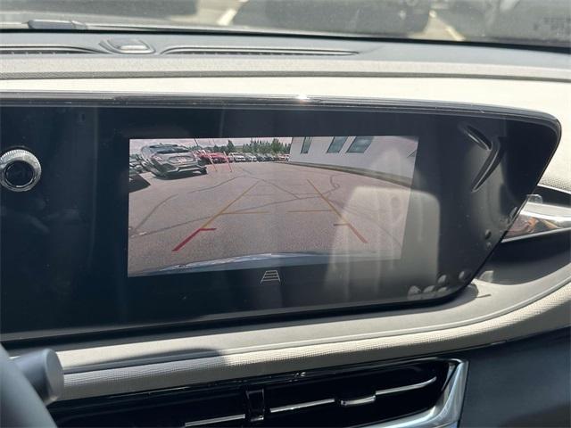 new 2025 Buick Envista car, priced at $26,695