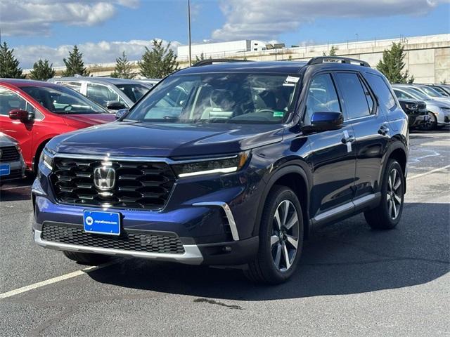 new 2025 Honda Pilot car, priced at $51,095