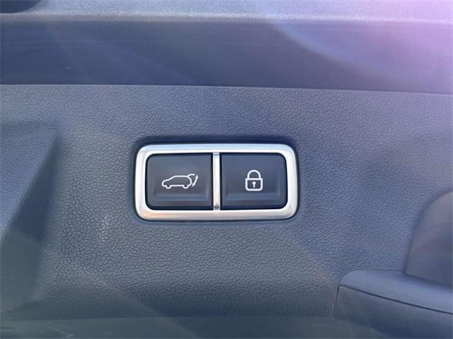 used 2022 Kia Sorento car, priced at $29,781