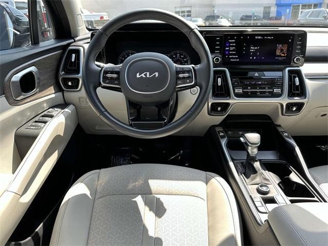 used 2022 Kia Sorento car, priced at $29,781