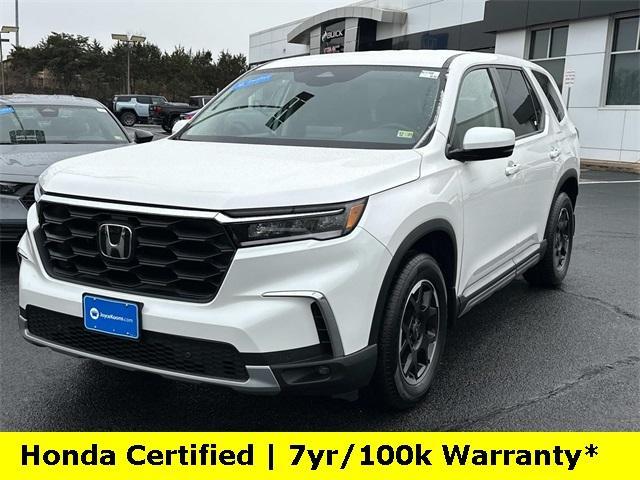 used 2025 Honda Pilot car, priced at $43,281