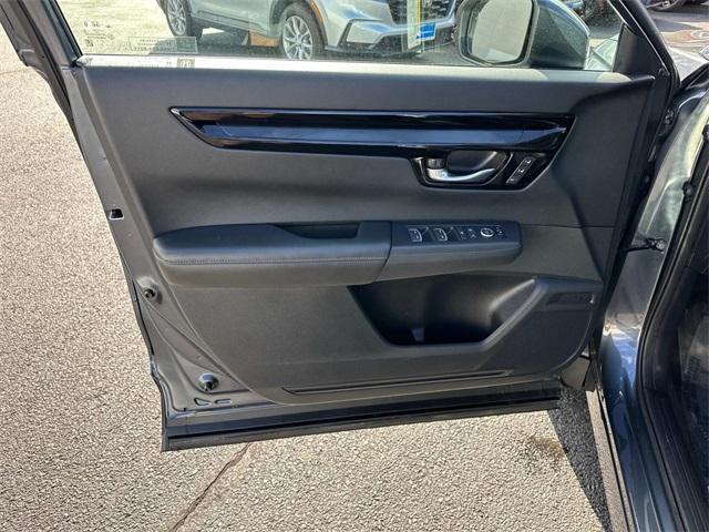 used 2025 Honda CR-V car, priced at $36,481