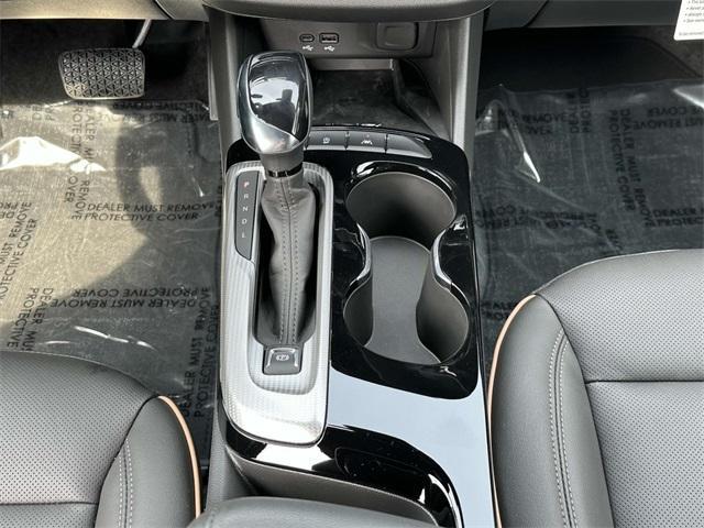 new 2025 Buick Envista car, priced at $30,912