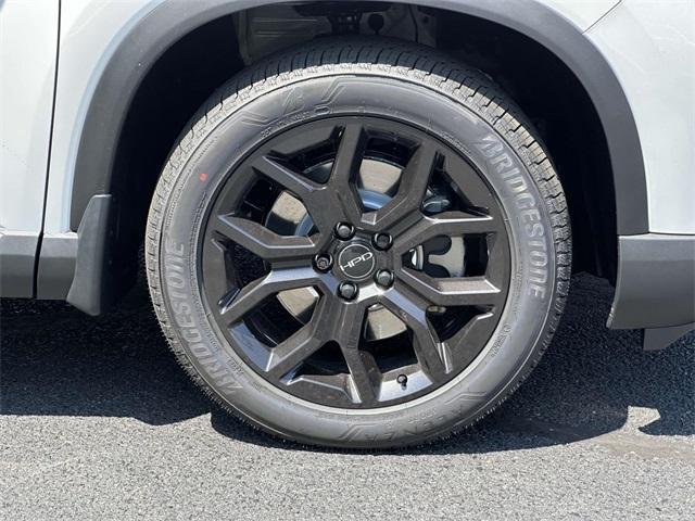 new 2025 Honda Pilot car, priced at $53,405
