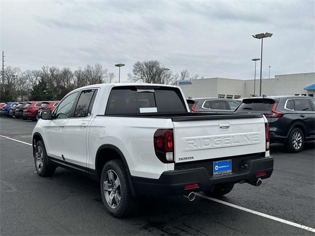 new 2024 Honda Ridgeline car, priced at $44,430