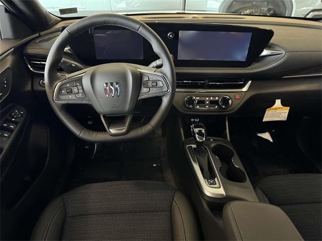 new 2025 Buick Envista car, priced at $22,145