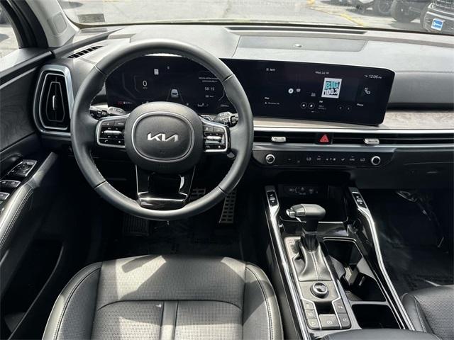 used 2024 Kia Sorento car, priced at $36,981
