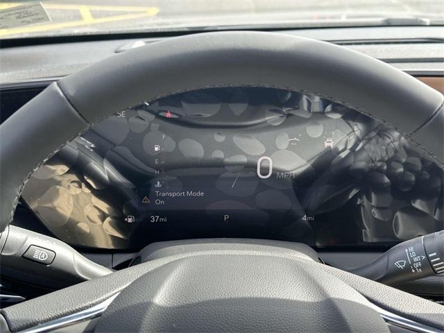 new 2025 Buick Envista car, priced at $27,685