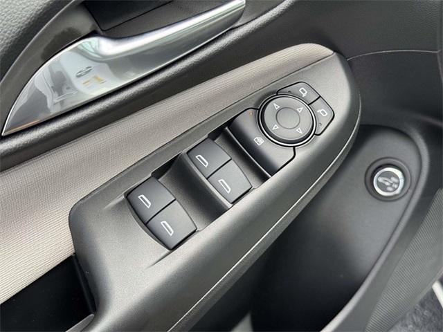 new 2025 Buick Envista car, priced at $26,995