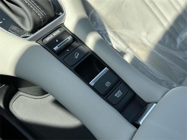new 2026 Honda HR-V car, priced at $32,945