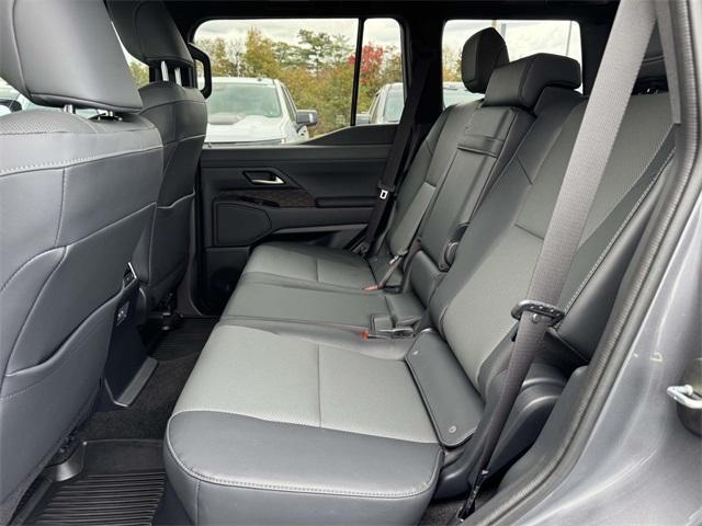 used 2025 Lexus GX 550 car, priced at $83,481