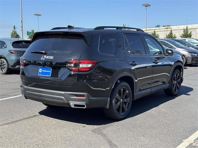 new 2025 Honda Pilot car, priced at $56,075