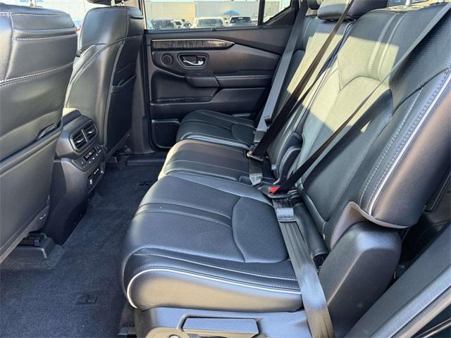 used 2024 Honda Pilot car, priced at $44,981