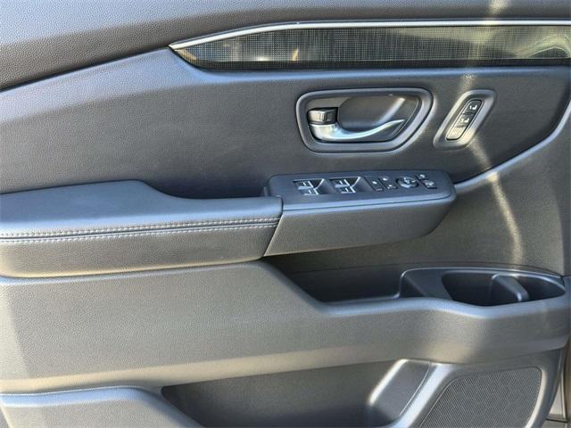 used 2024 Honda Pilot car, priced at $44,981