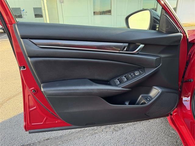 used 2022 Honda Accord Hybrid car, priced at $27,981