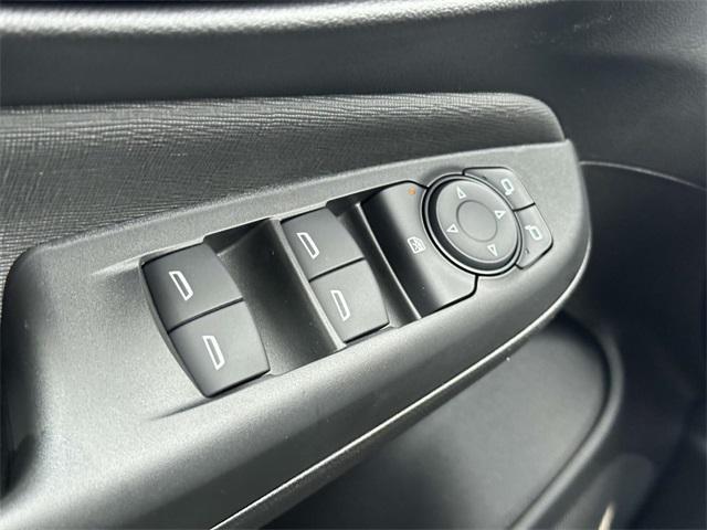 new 2025 Buick Envista car, priced at $21,645