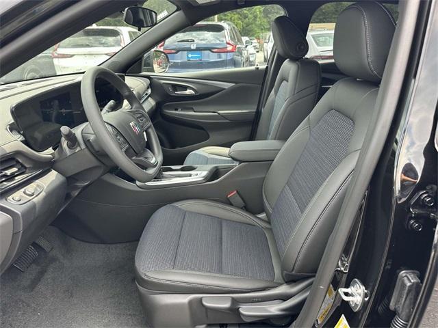 new 2025 Buick Envista car, priced at $21,645