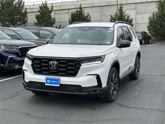 new 2025 Honda Pilot car, priced at $44,900